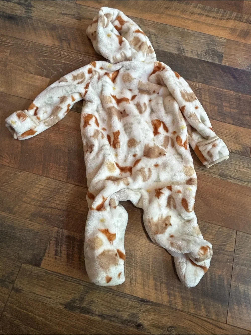 Chick Pea full zip hooded & Footed all in one 6-9 months